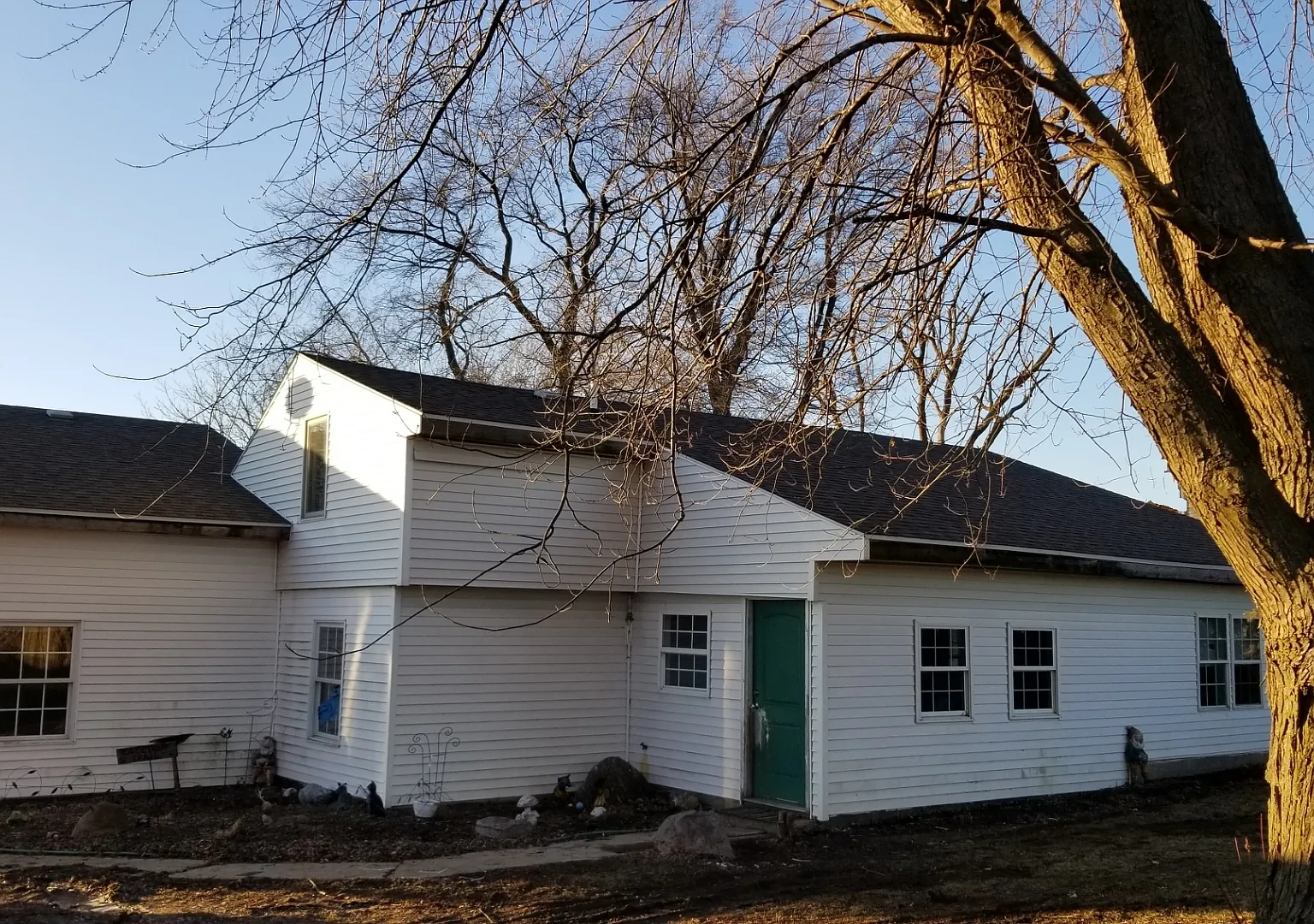 4 bed, 1500 sqft, $2,195 — Photo 1
