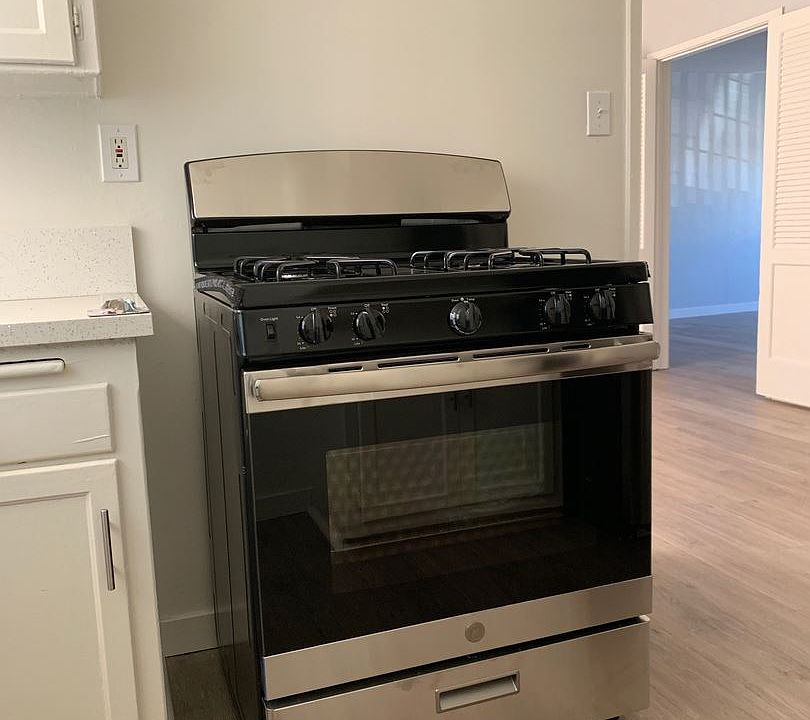 1st image of 4026 West Blvd APT B