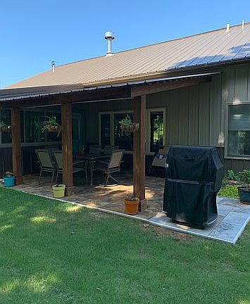 Patio & Pergola