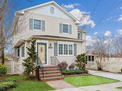 2800 Stewart Avenue, Oceanside, NY, 11572