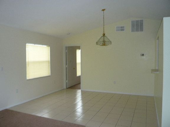 2nd image of 317 Jacksonville Ct
