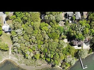 35 Wavecrest Ave, Mastic Beach, NY 11951