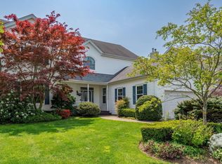 107 Hadley Pl, Melville, NY 11747