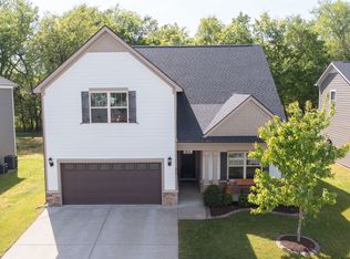 575 High Echelon Cir, Smyrna, TN 37167
