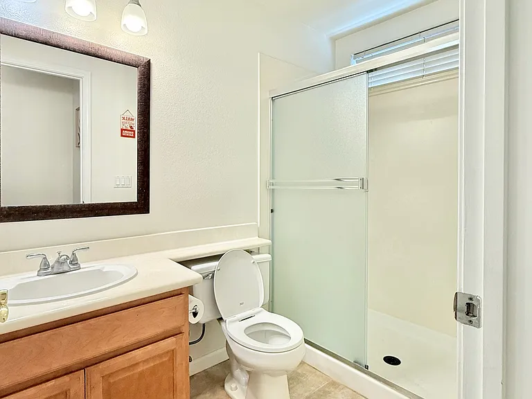 863 Dederick Ct — Photo 31