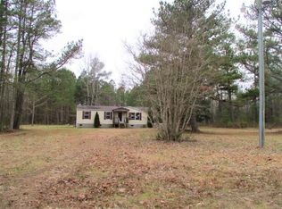 27049 Gordon Ln, Waverly, VA 23890