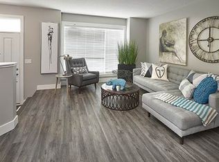 212 Southfork Dr #1A, Leduc, AB T9E1G3