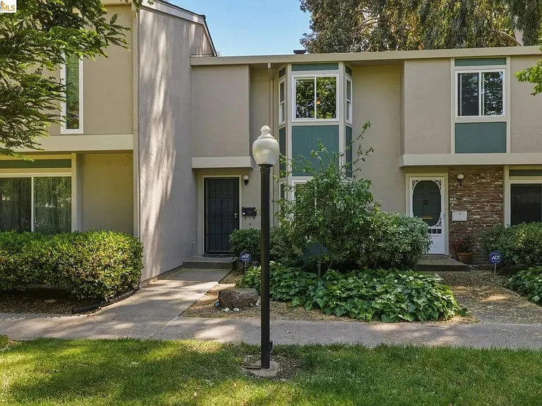1245 Pine Creek Way #I — Photo 25
