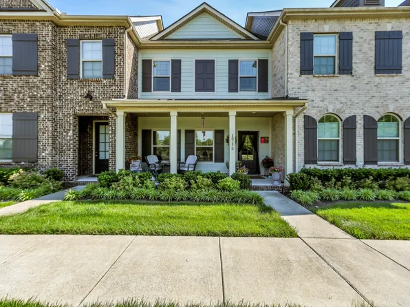 1715 Old Drakes Creek Rd, Hendersonville, TN 37075