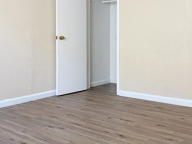 2511 N St #7 — Photo 10