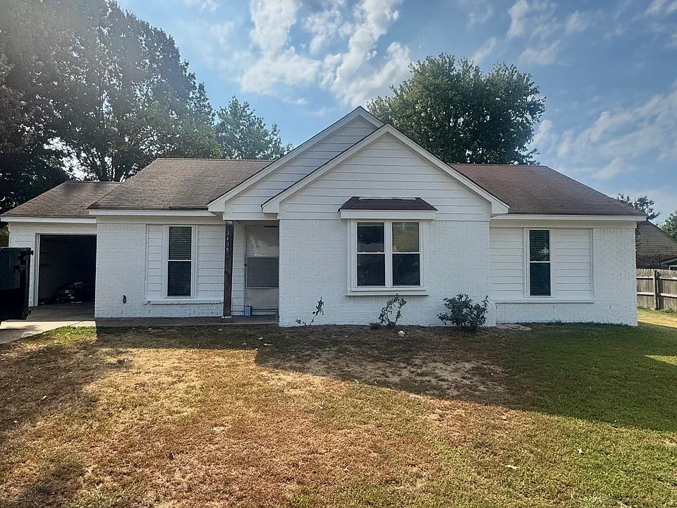 3435 Lakehurst Cv