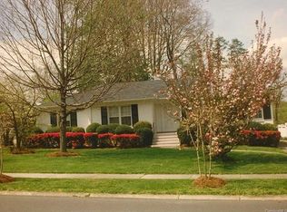 1450 Sterling Rd, Charlotte, NC 28209