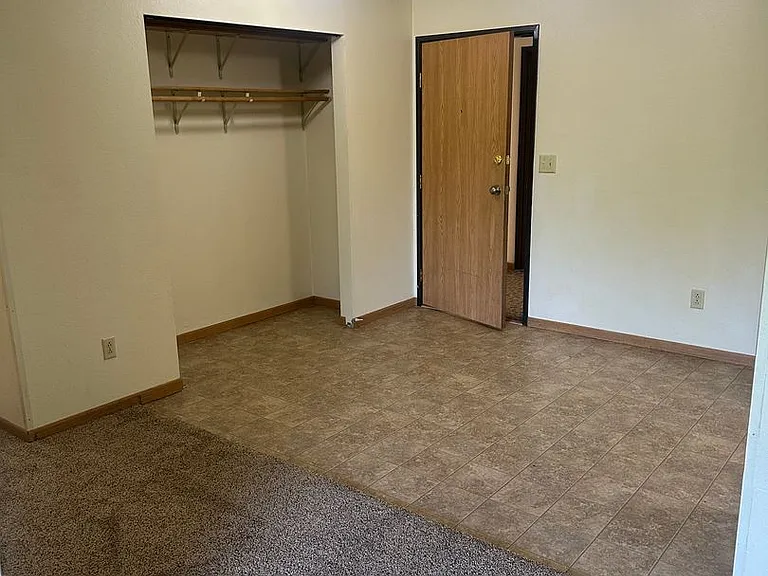 1212 34th Street Cir S — Photo 16