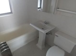 1741 W Devon Ave #2, Chicago, IL 60660