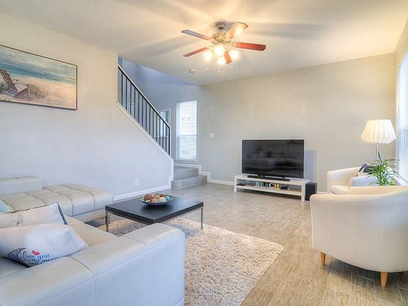 5th image of 2120 Nestlewood Dr