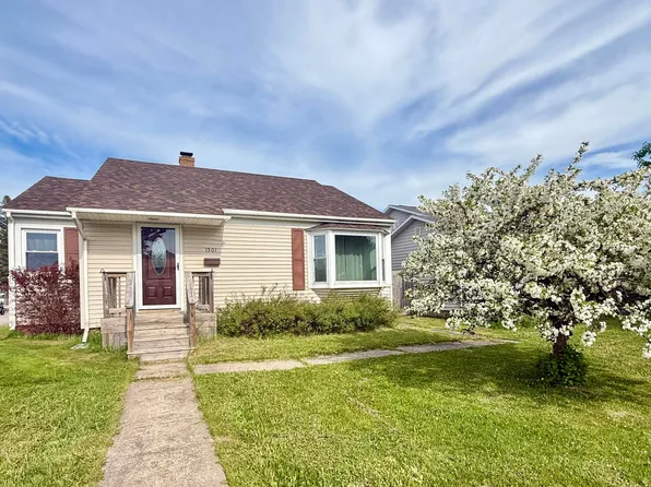 1501 Davitt St, Sault Sainte Marie, MI 49783