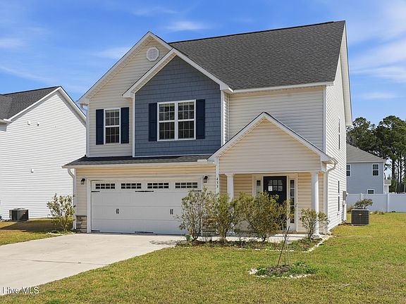 4th image of 433 Nantucket Trail