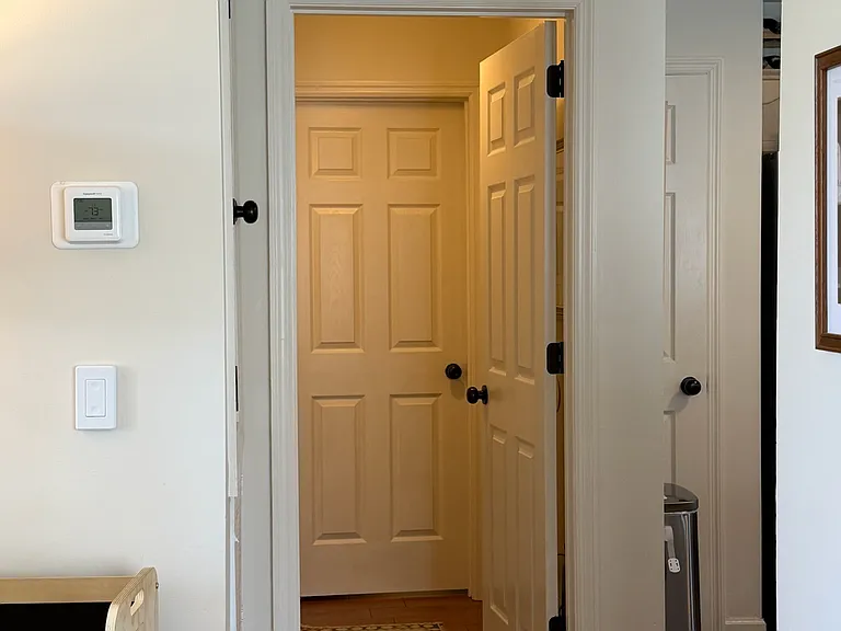 7037 Penbrook Dr — Photo 11