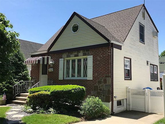 2nd image of 8438 250th St