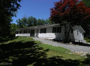 125 Squirrelwood Ct, Effort, PA 18330