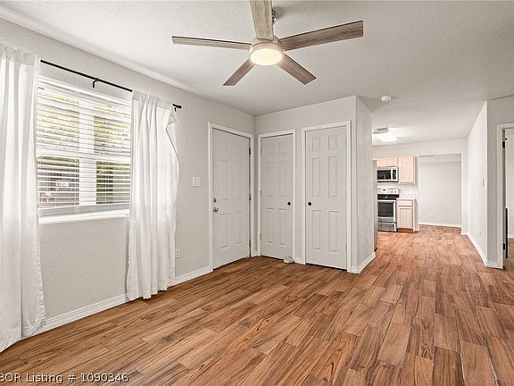 3rd image of 3007 N L St