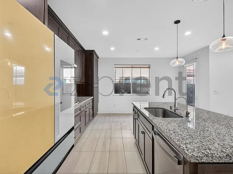 665 N Amarone Dr — Photo 12