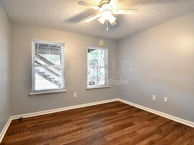 715 M St #2 — Photo 6