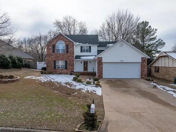 2706 E King Ave, Sallisaw, OK 74955