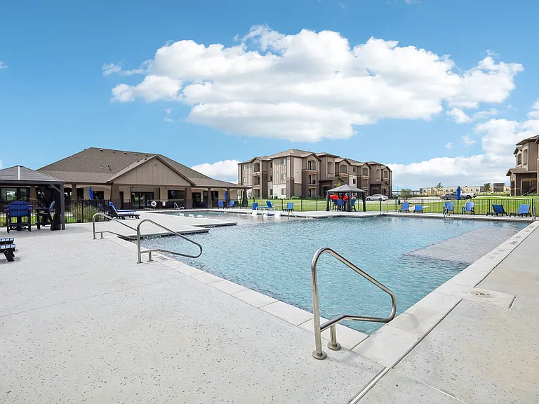 Azora Ranch Apartments — Photo 12