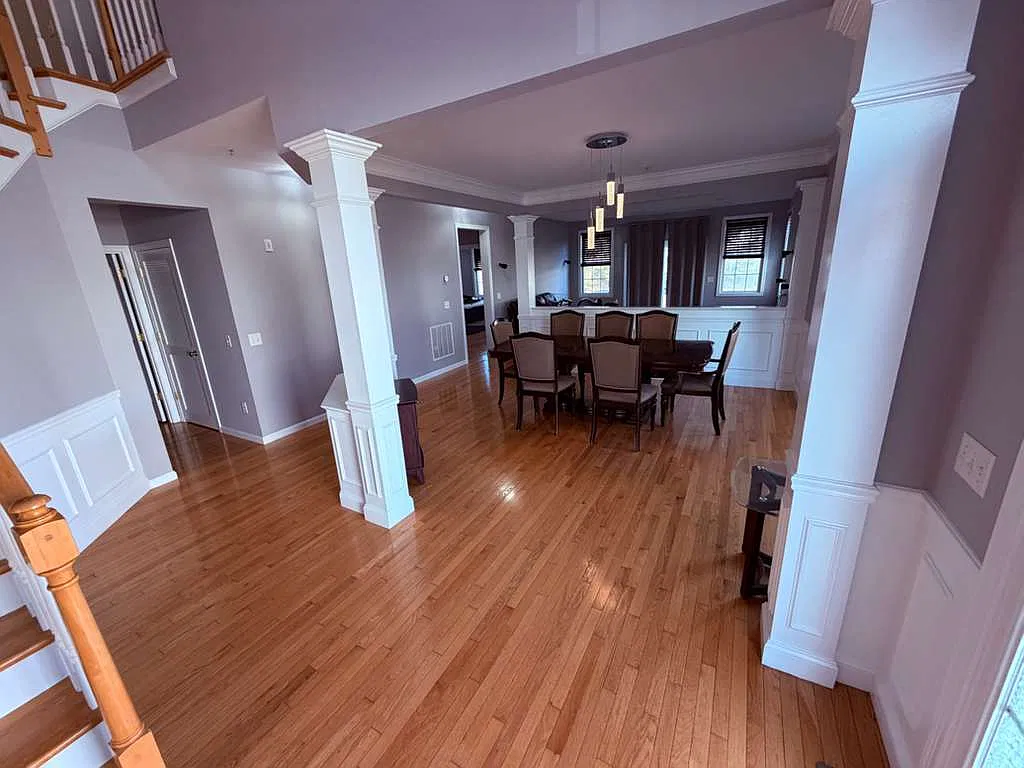 3 bed, 2.5 bath, 3105 sqft, $3,500 — Photo 4