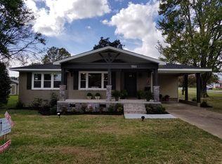 701 Nebraska Ave, Stevenson, AL 35772