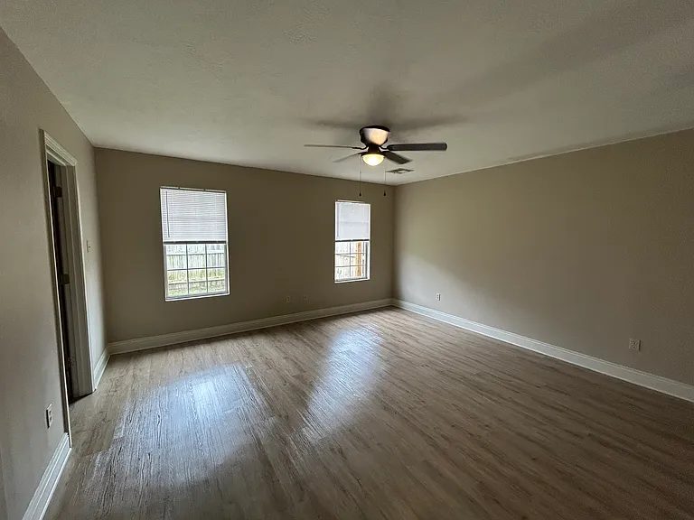 3709 Kerry Cir #3709 — Photo 8