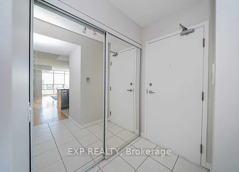 28 Harrison Garden Blvd #1112 — Photo 3