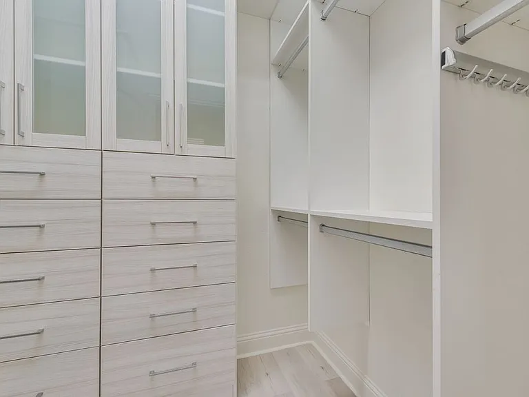 1127 Piedmont Ln — Photo 19
