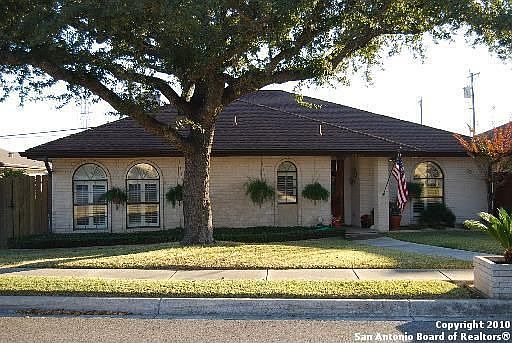 1st image of 5922 Grandwood Dr