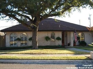 5922 Grandwood Dr, San Antonio, TX 78239