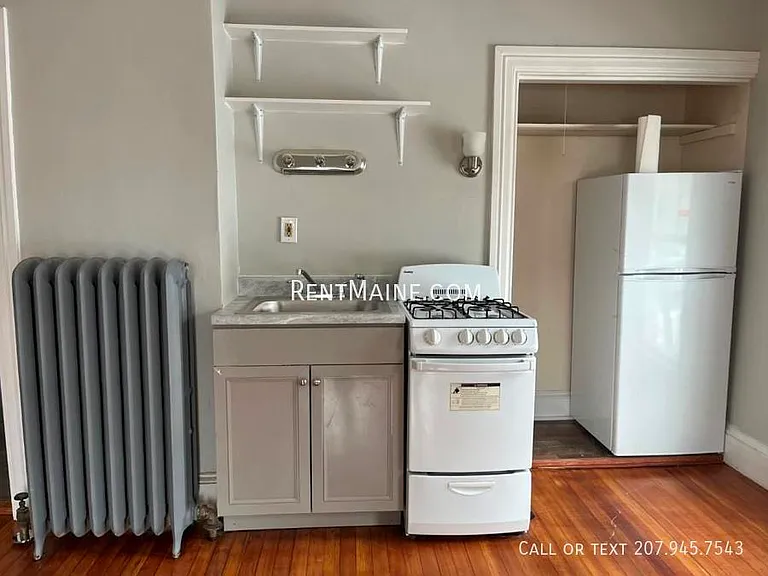 24 Grove St #E — Photo 15
