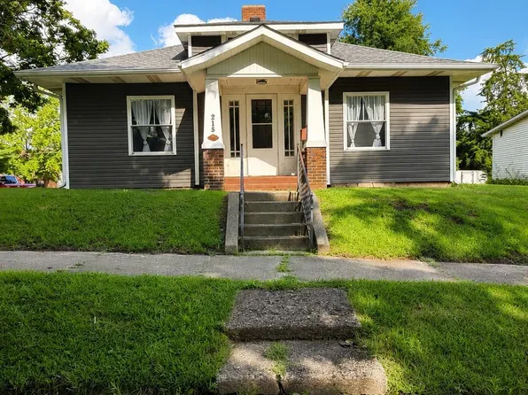 215 N Newlin St, Veedersburg, IN 47987