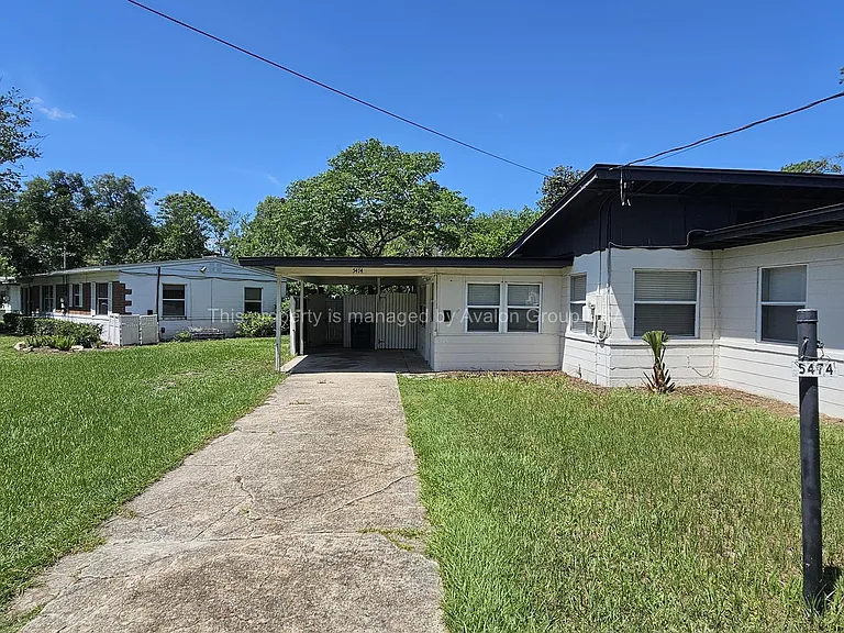 5474 N River Rd — Photo 25