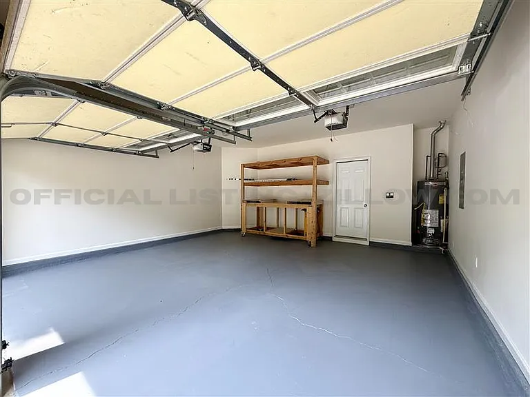 317 Grenier Ter — Photo 18