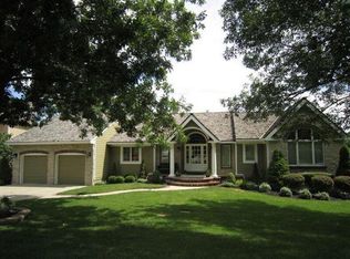 4512 Turnberry Dr, Lawrence, KS 66047