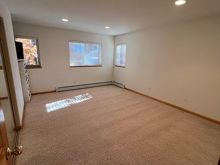 928 Northwood Blvd #9 — Photo 16
