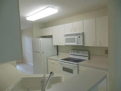 4th image of 2286 NW 171st Ter