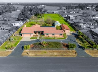 8355 Chester Dr, Sacramento, CA 95830