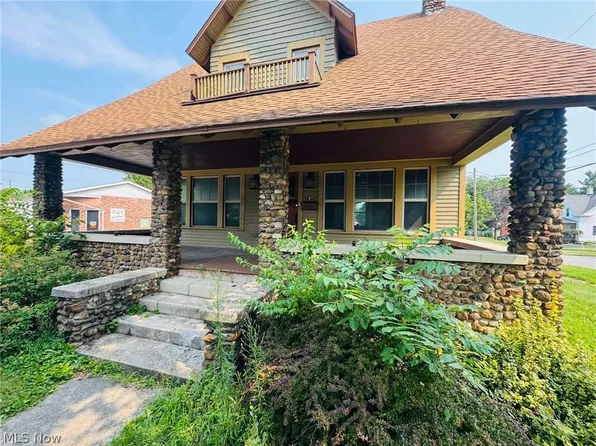 147 W McPherson Hwy, Clyde, OH 43410