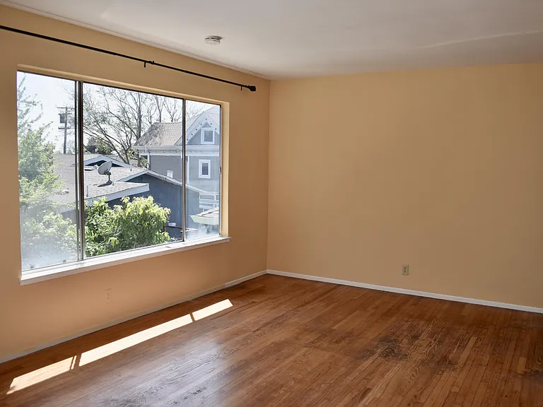 1815 Derby St #C — Photo 4
