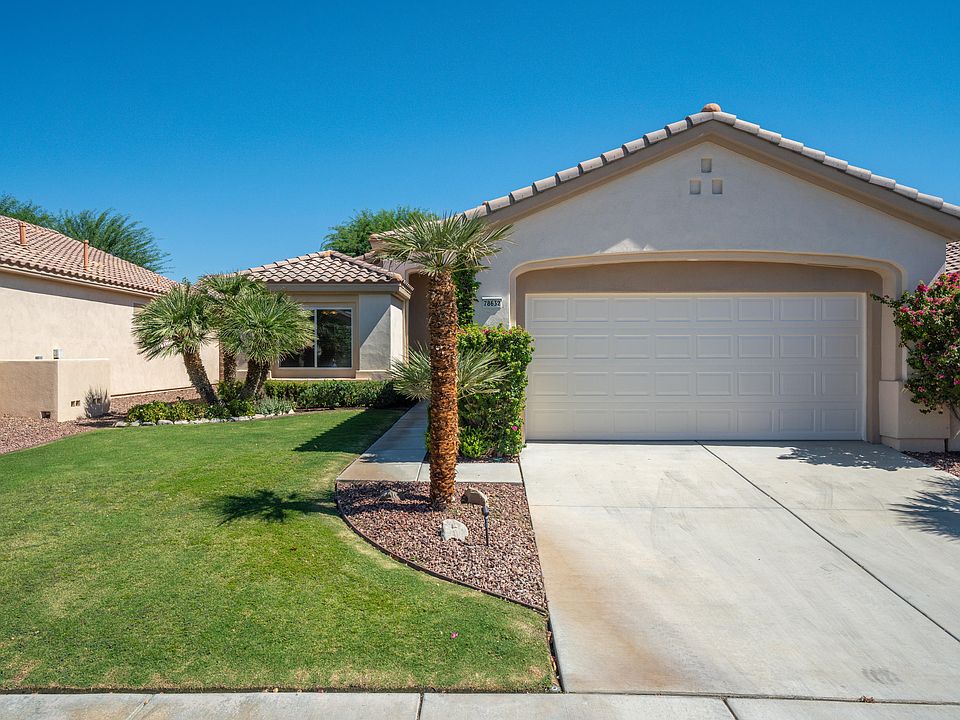 1st image of 78632 Iron Bark Dr