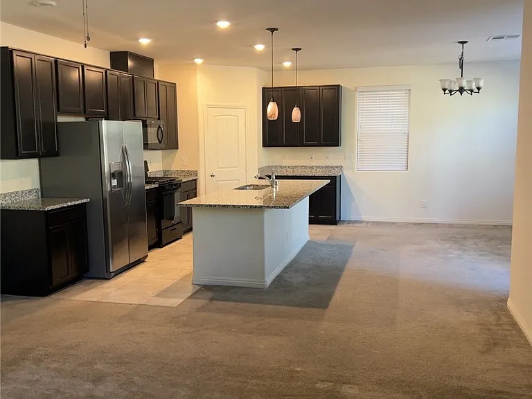 910 Cherry Glen Pl — Photo 3