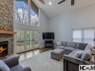 19B Whiteside Mountain Rd, Highlands, NC 28741