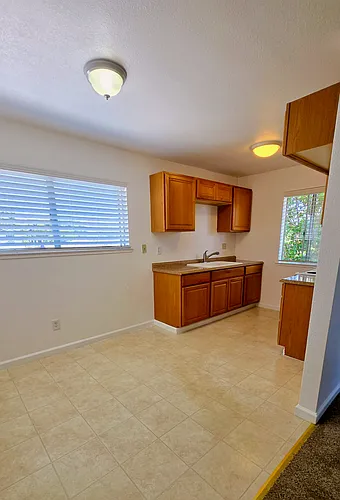 260 Gurries Dr #D Photo 1